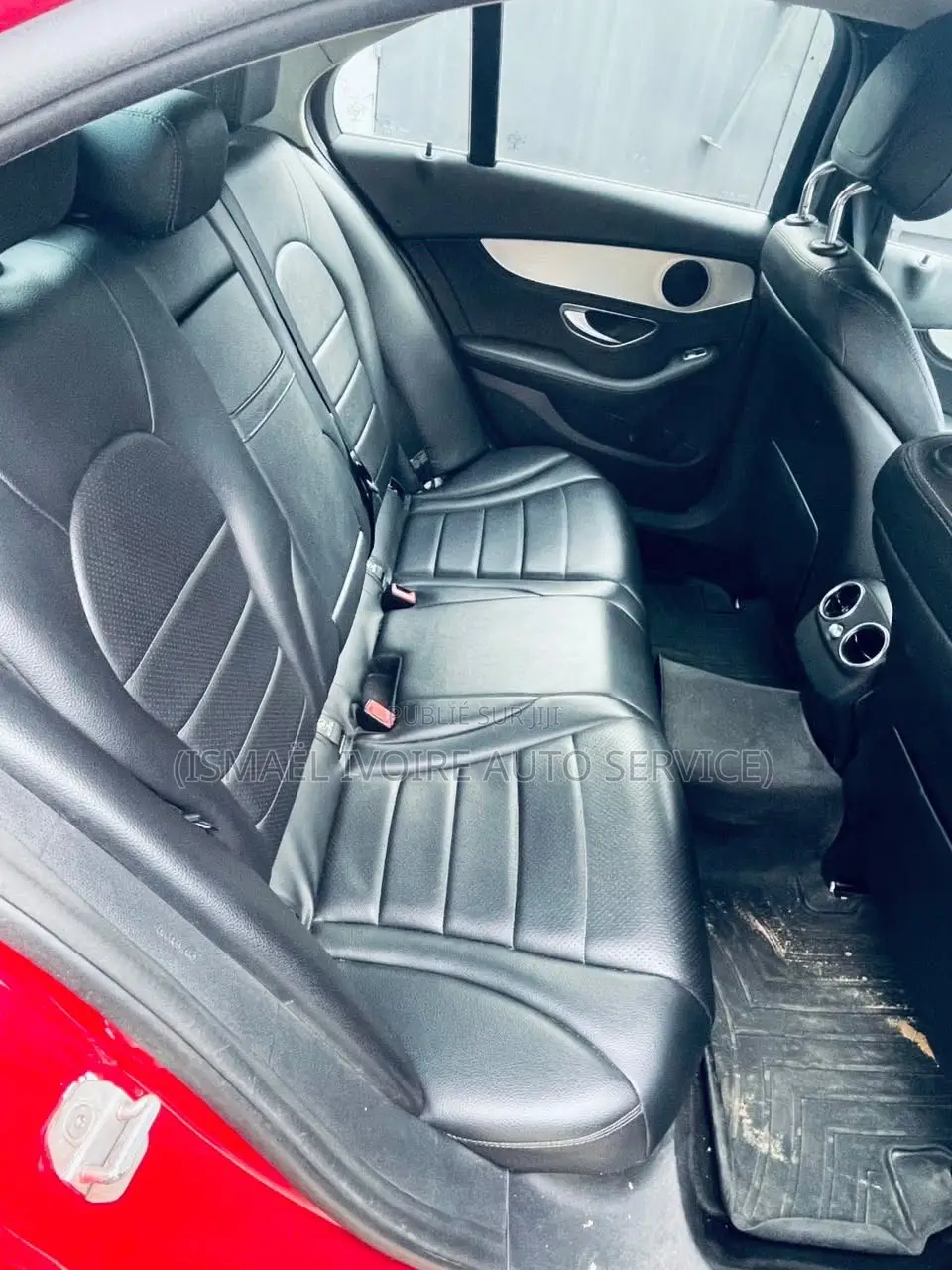 Mercedes-Benz C300 2017 Rouge