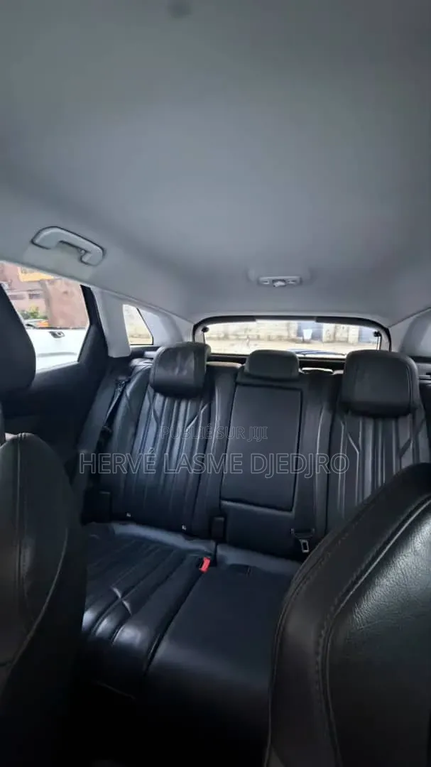 Peugeot 3008 2020 Gris