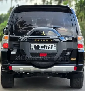 Mitsubishi Pajero 2024 Noir