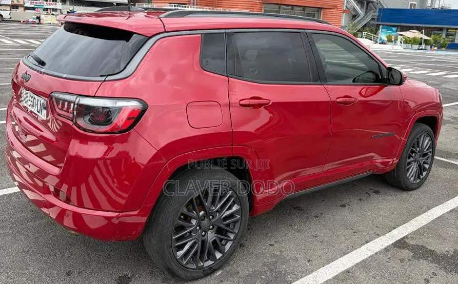 Jeep Cherokee 2022 Rouge