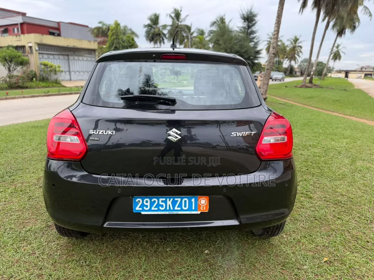 Suzuki Swift 2022 Noir