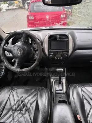 Toyota RAV4 Automatic 2003 Gris