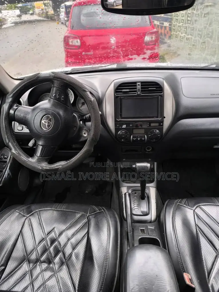Toyota RAV4 Automatic 2003 Gris