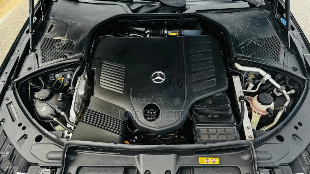 Nouveau Mercedes-Benz S-Class 2023 Noir