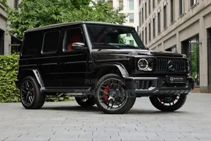 Nouveau Mercedes-Benz G-Class G63 AMG Brabus G700 2025 Noir