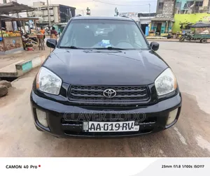 Toyota RAV4 2002 Noir
