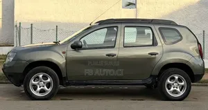 Renault Duster 2012 Vert