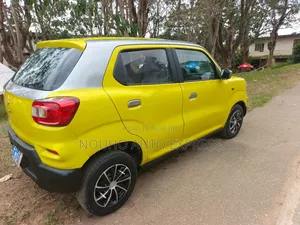 Suzuki S-Presso 2023 Jaune