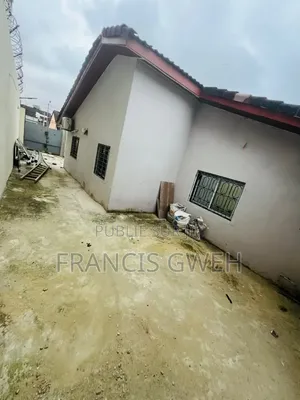 6chbre Villa dans Francis Gweh, Cocody à Louer