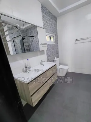 5chbre Duplex dans Francis Gweh, Cocody à Louer