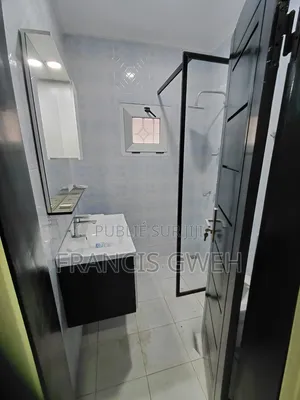 5chbre Duplex dans Francis Gweh, Cocody à Louer