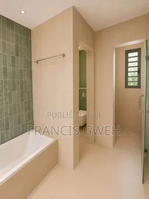 3chbre Duplex dans Francis Gweh, Cocody à Louer