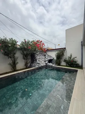 5chbre Duplex dans Francis Gweh, Cocody à Vendre