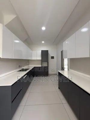 5chbre Duplex dans Francis Gweh, Cocody à Vendre