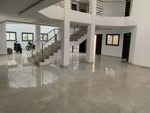 10chbre Duplex dans Francis Gweh, Cocody à Louer