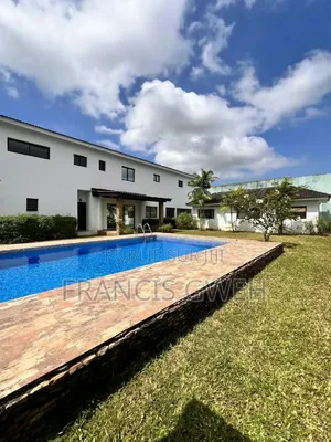 6chbre Duplex dans Francis Gweh, Cocody à Louer