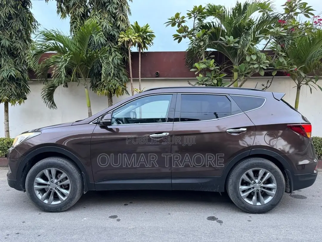 Hyundai Santa Fe 2016