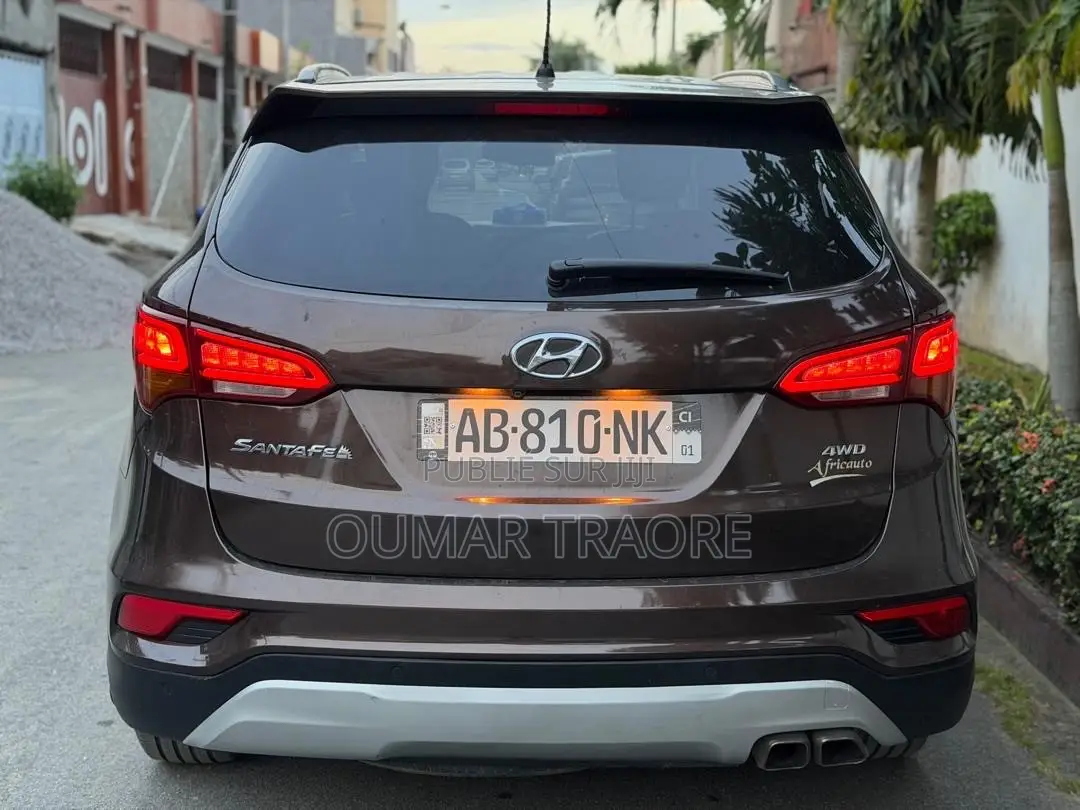 Hyundai Santa Fe 2016