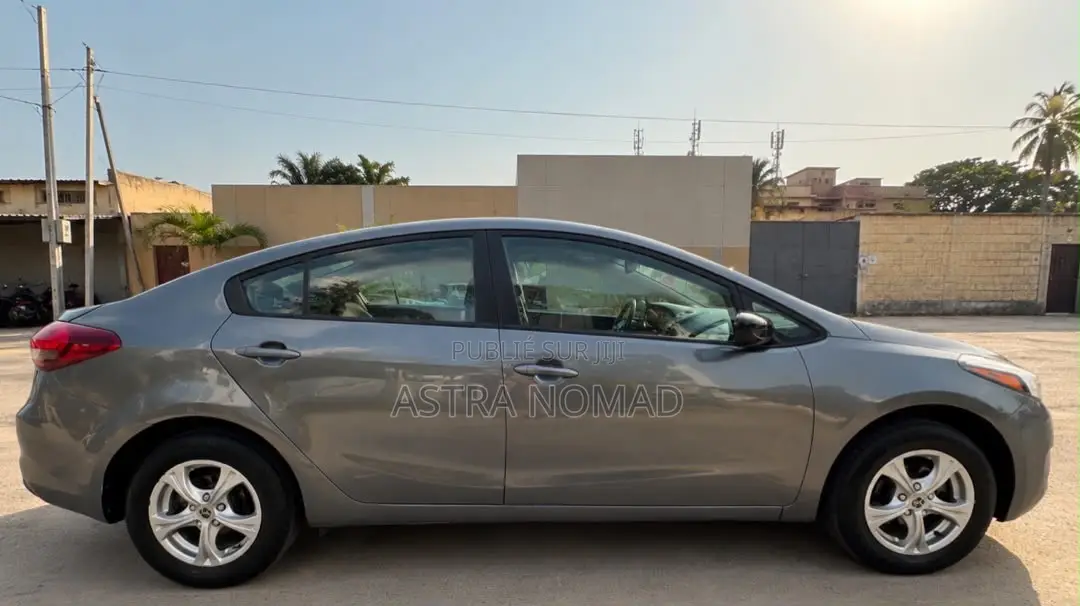Kia Forte 2017 Gris