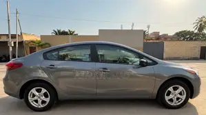 Kia Forte 2017 Gris