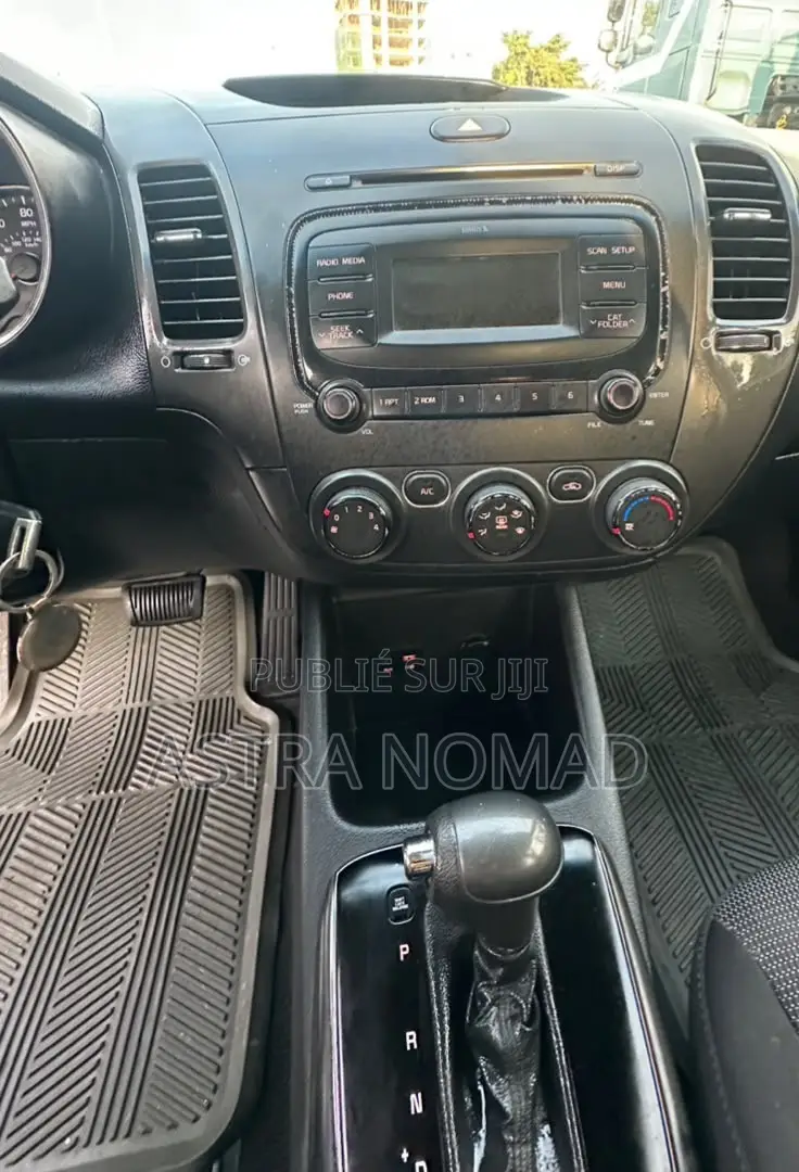 Kia Forte 2017 Gris