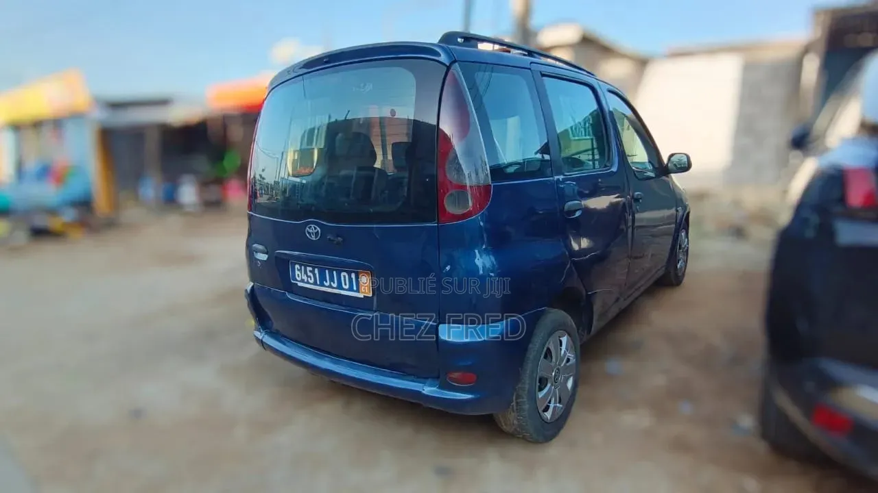Toyota Yaris 2006 Bleu
