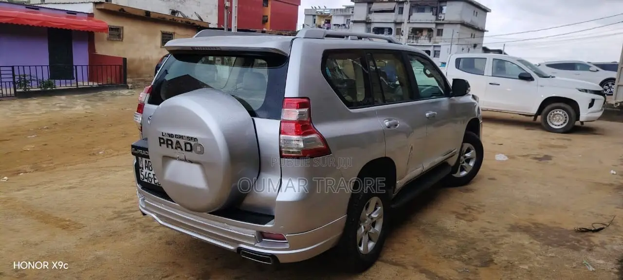 Toyota Land Cruiser Prado 2018 Beige