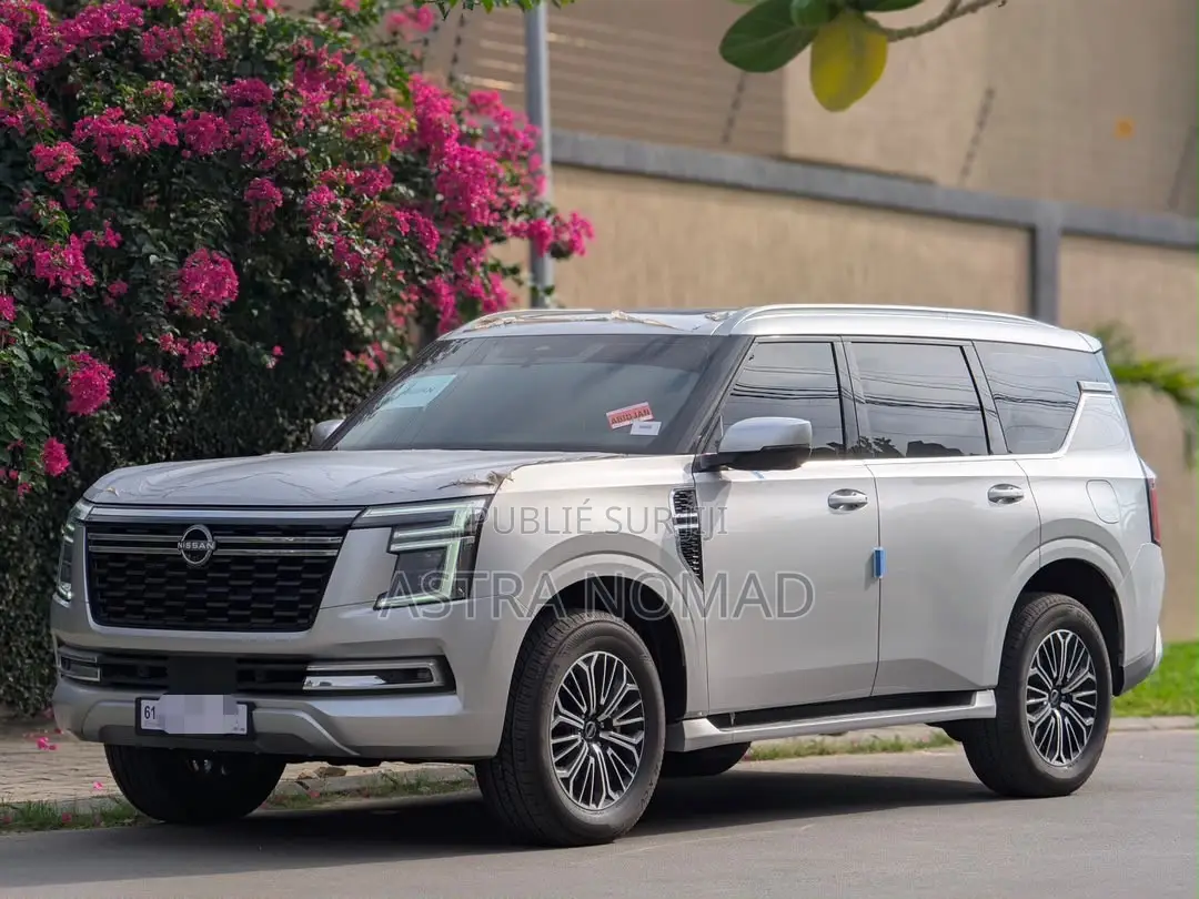 Nissan Patrol 2025 Gris
