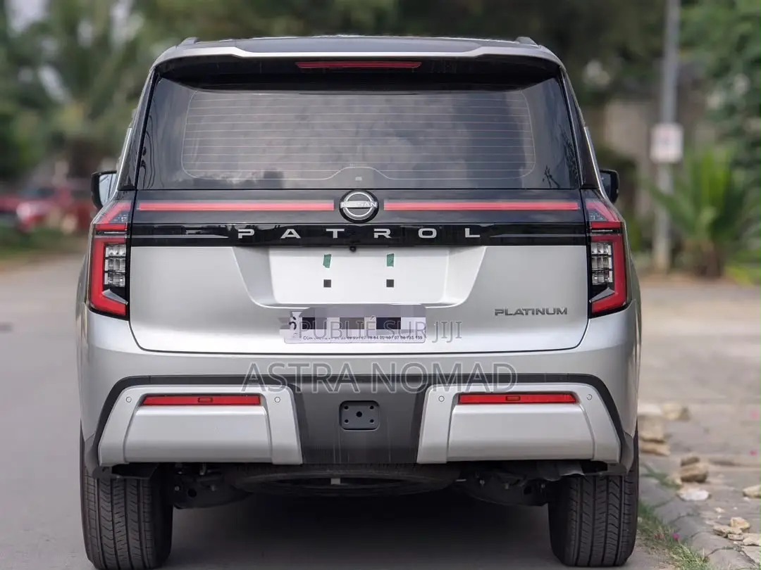 Nissan Patrol 2025 Gris
