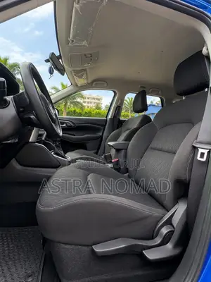 Toyota Urban Cruiser 2024 Bleu
