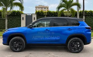 Toyota Urban Cruiser 2024 Bleu
