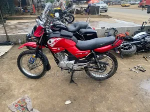 Yamaha YBR125 2024 Rouge