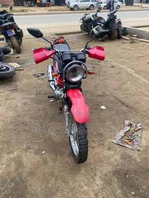 Yamaha YBR125 2024 Rouge
