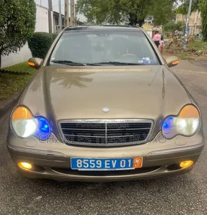 Mercedes-Benz C200 2004 Beige