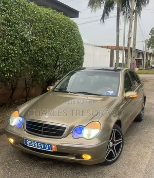 Mercedes-Benz C200 2004 Beige