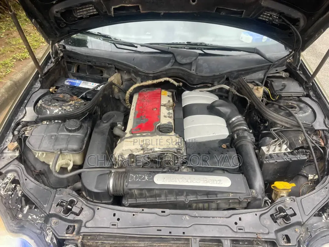 Mercedes-Benz C200 2004 Beige