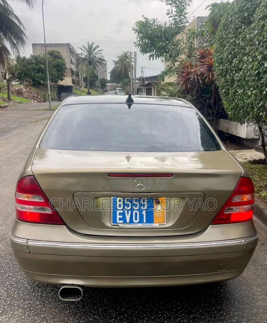 Mercedes-Benz C200 2004 Beige