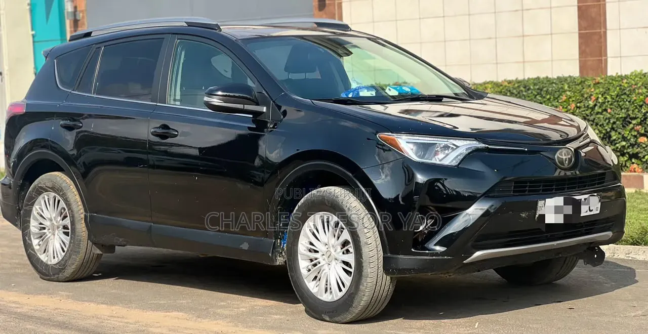 Toyota RAV4 XLE 4dr SUV AWD (2.5L 4cyl 6A) 2018 Noir