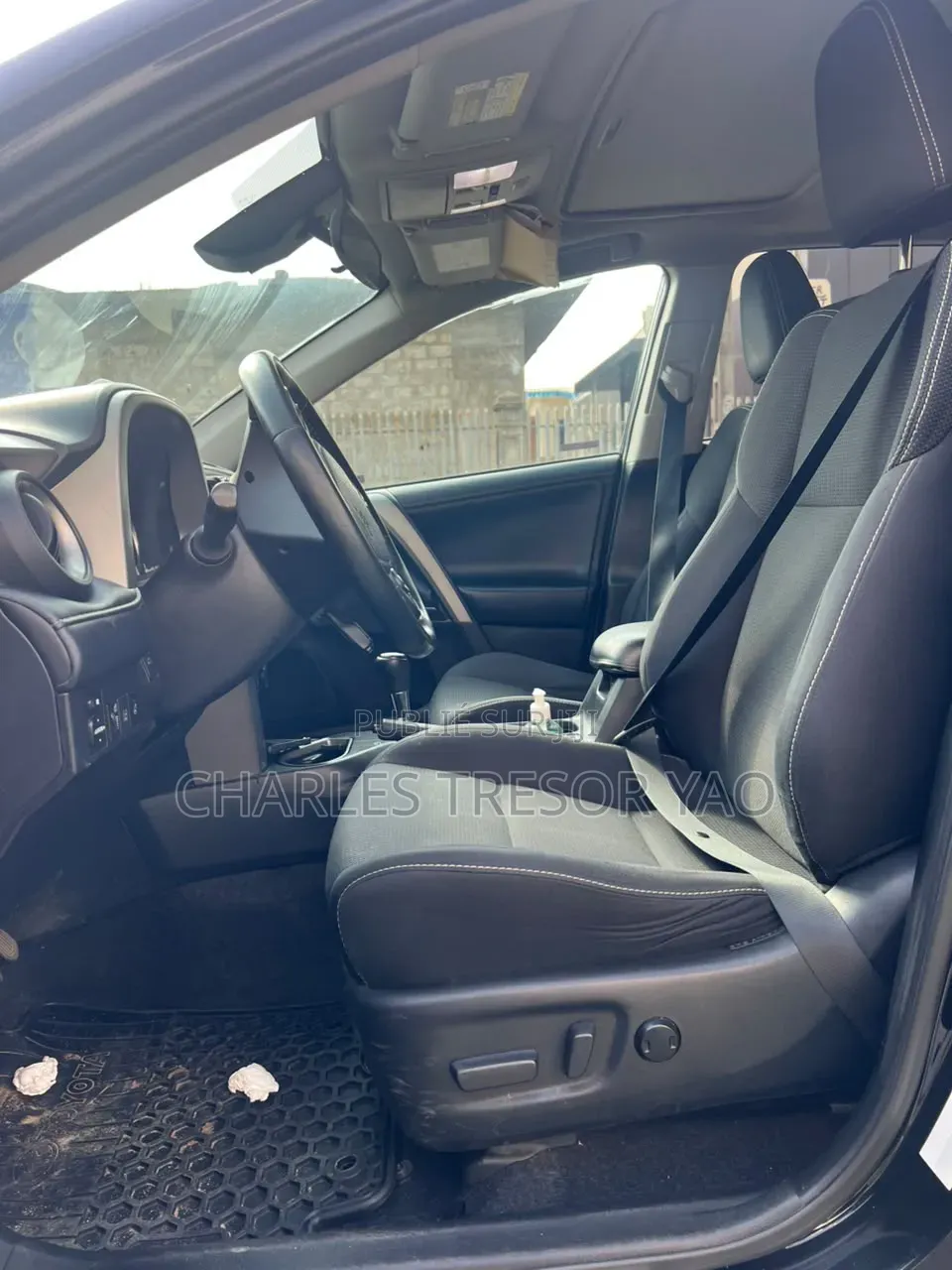 Toyota RAV4 XLE 4dr SUV AWD (2.5L 4cyl 6A) 2018 Noir