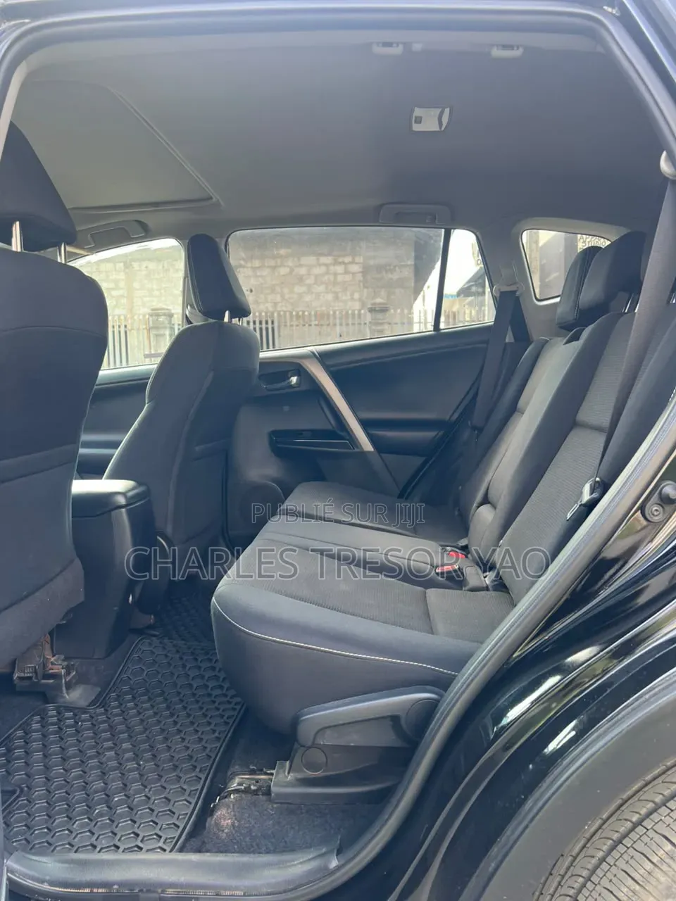 Toyota RAV4 XLE 4dr SUV AWD (2.5L 4cyl 6A) 2018 Noir