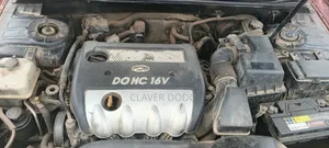 Hyundai Elantra 2007 Rouge