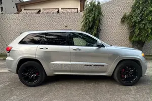 Jeep Grand Cherokee 2022 Gris