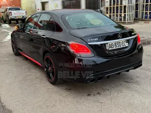 Mercedes-Benz C300 Base 4Matic Sedan AWD (2.0L 4cyl 7A) 2017 Noir