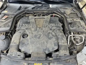 Mercedes-Benz C300 Base AWD 4Matic Sedan (2.0L 4cyl 7A) 2015 Argenté