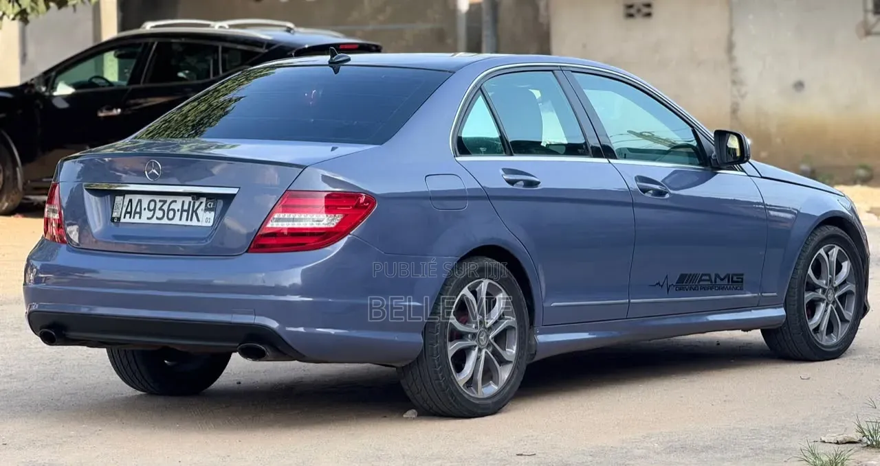 Mercedes-Benz C300 2008 Bleu