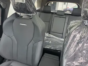 Nouveau Toyota RAV4 2026 Blanc