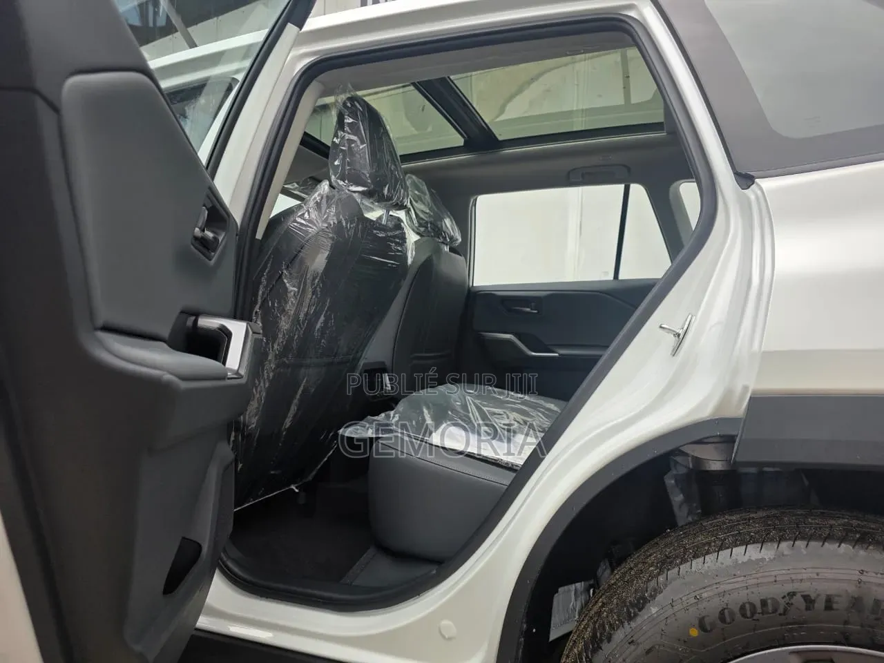 Nouveau Toyota RAV4 2026 Blanc