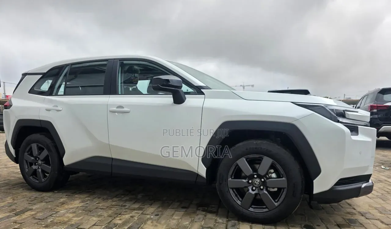 Nouveau Toyota RAV4 2026 Blanc