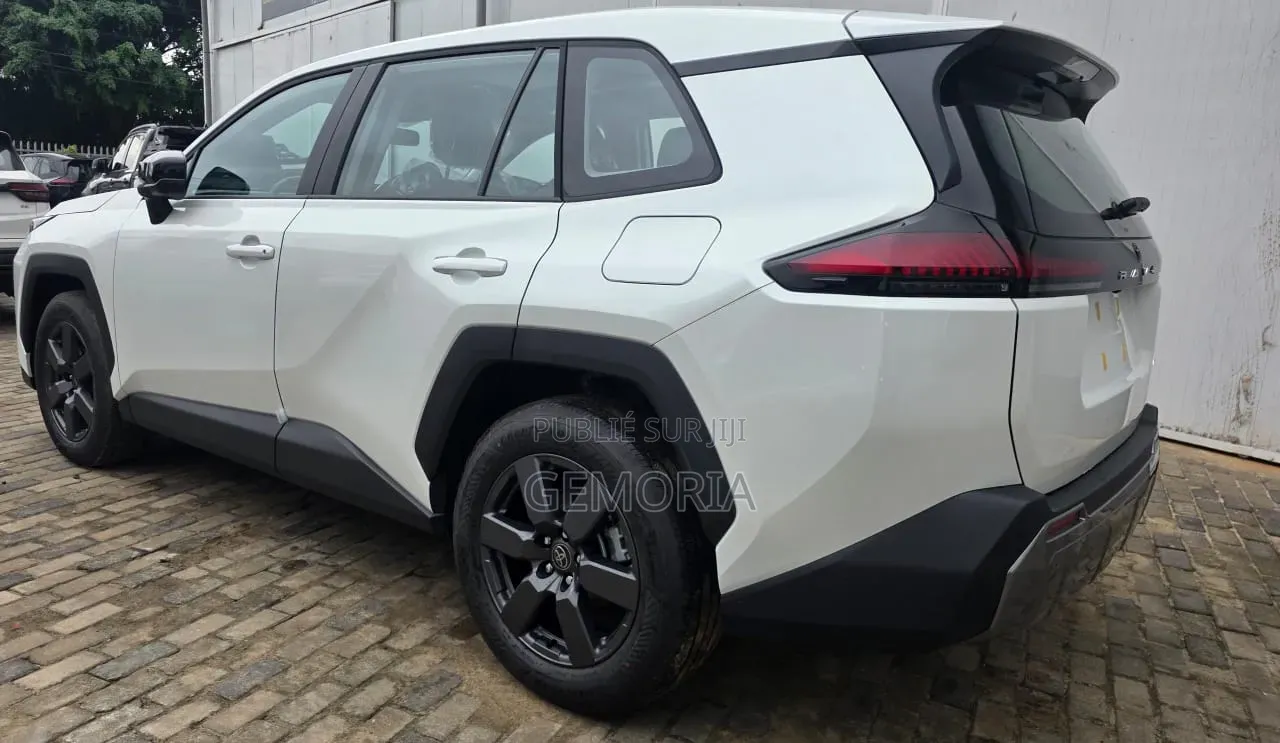 Nouveau Toyota RAV4 2026 Blanc