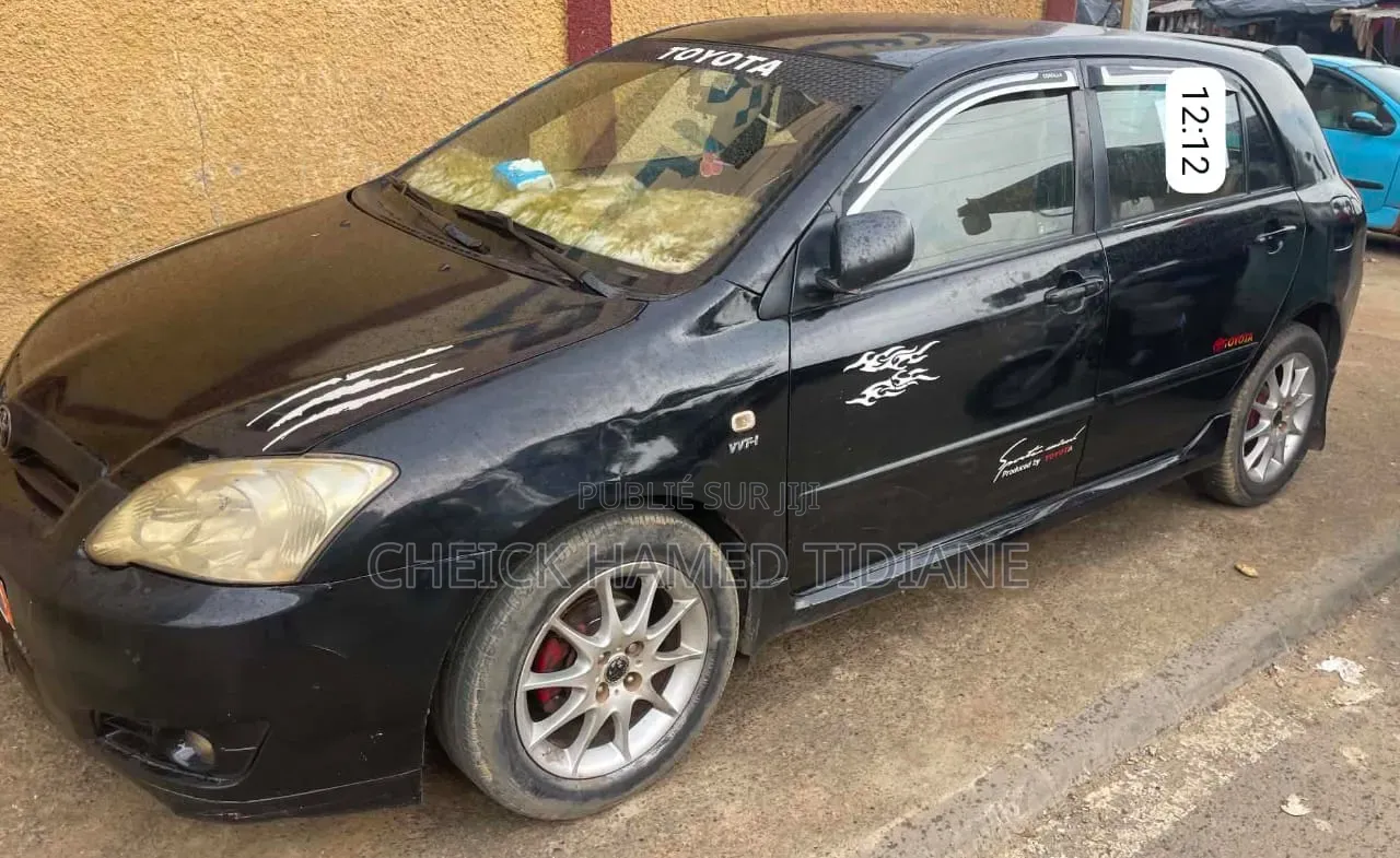 Toyota Corolla 2004 Noir